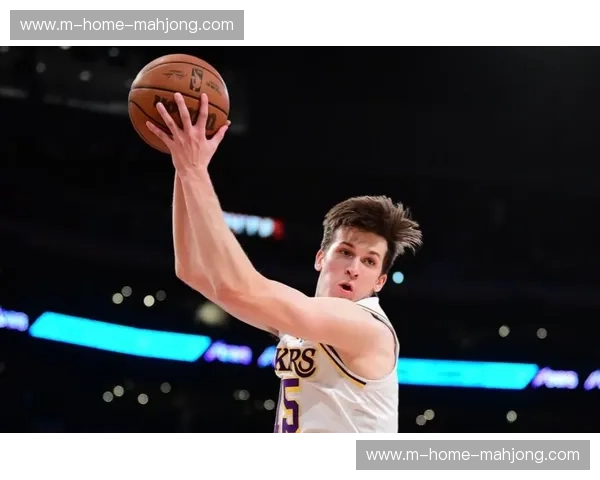 国王缺乏真正副手支撑,高薪低效困局制约攻防升级 国王缺乏真正副手支撑,高薪低效困局制约攻防升级